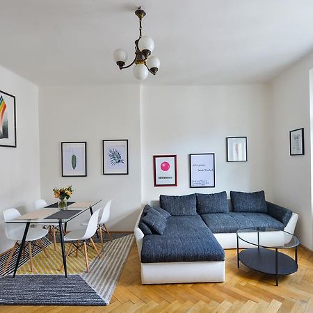 Old Town Sq. Apartment Praag Buitenkant foto