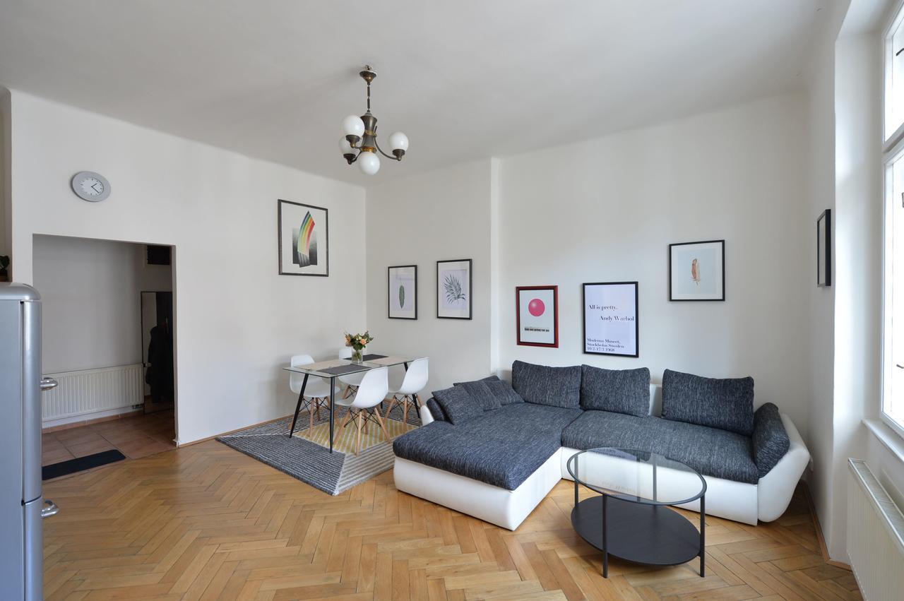 Old Town Sq. Apartment Praag Buitenkant foto