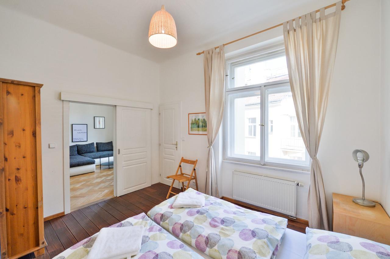Old Town Sq. Apartment Praag Buitenkant foto